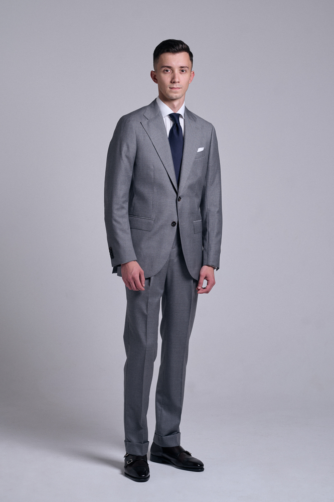 Classic Grey Suit  Clothing \ Tailoring \ Suits Clothing \ Occasion \  Wedding Clothing \ Occasion \ Business New \ Categories \ Fall / Winter 23  New \ Categories \ Classics