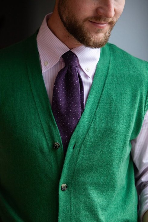 Cotton and cashmere green sleeveless cardigan