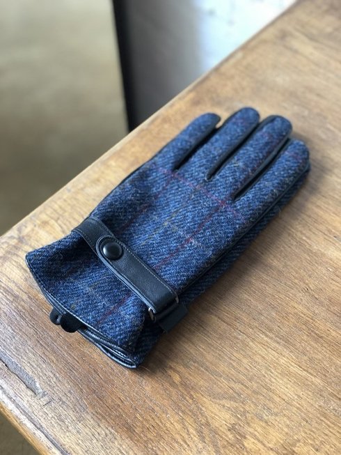 Harris tweed gloves