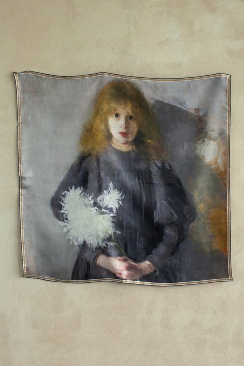Silk scarf "Girl with Chrysanthemums" Olga Boznańska