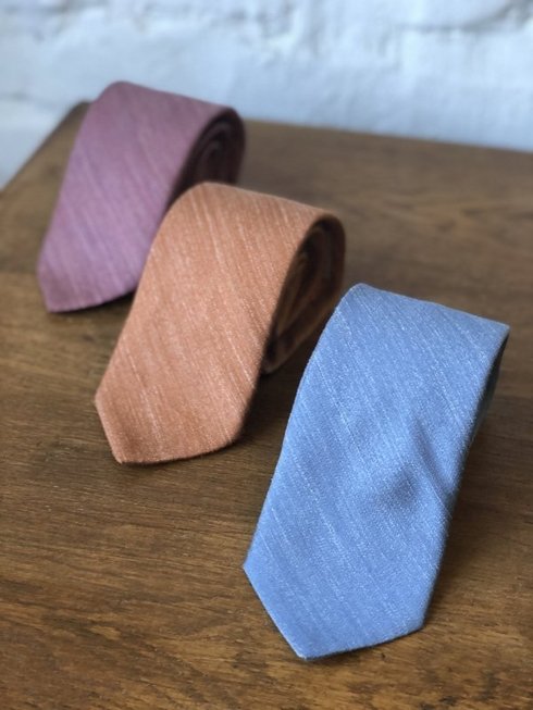 pastel rouge linen & silk tie