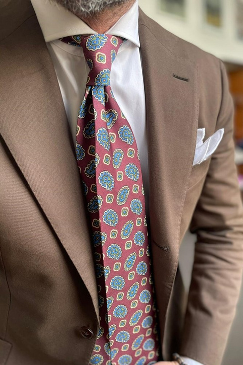 Burgundy printed silk paisley tie