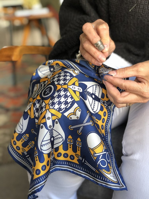 Charity pocket square „Manly Classics”