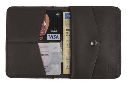 Brązowy matowy portfel z bilonówką