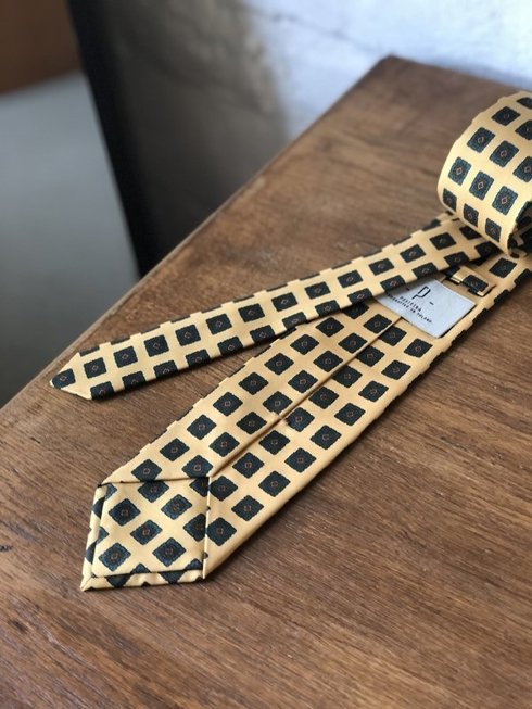 Krawat z jedwabiu Macclesfield żółty 